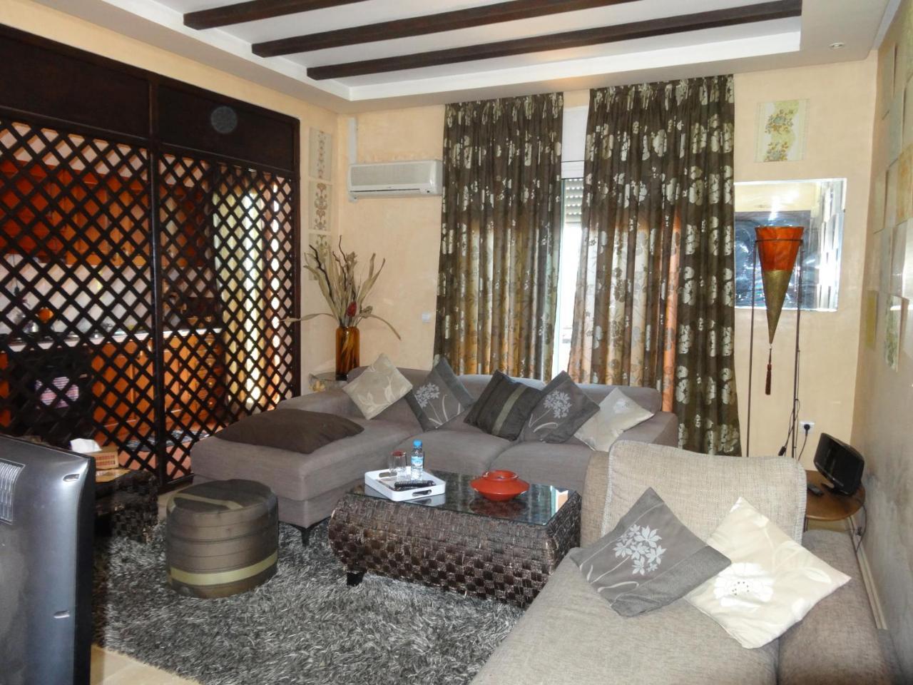 Leyna Vacancy Homes Casablanca Esterno foto